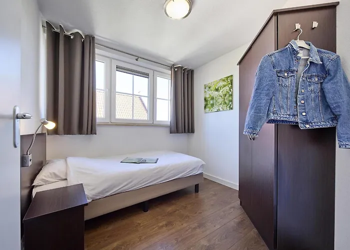 In Limburg With Subtropical Pool Villa