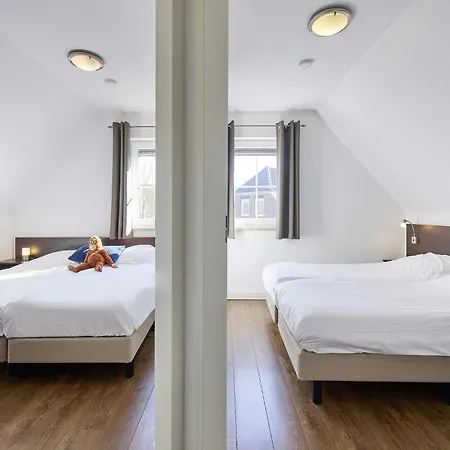 In Limburg With Subtropical Pool *