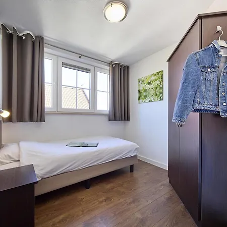 In Limburg With Subtropical Pool Villa